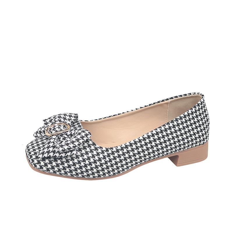 Женские одинарные туфли 2024 года, новые повседневные шапочки с мелким узором в клетку и бантом на одной педали 35 чёрный
Женские одинарные туфли 2024 года, новые повседневные шапочки с мелким узором в клетку и бантом на одной педали 35 чёрный