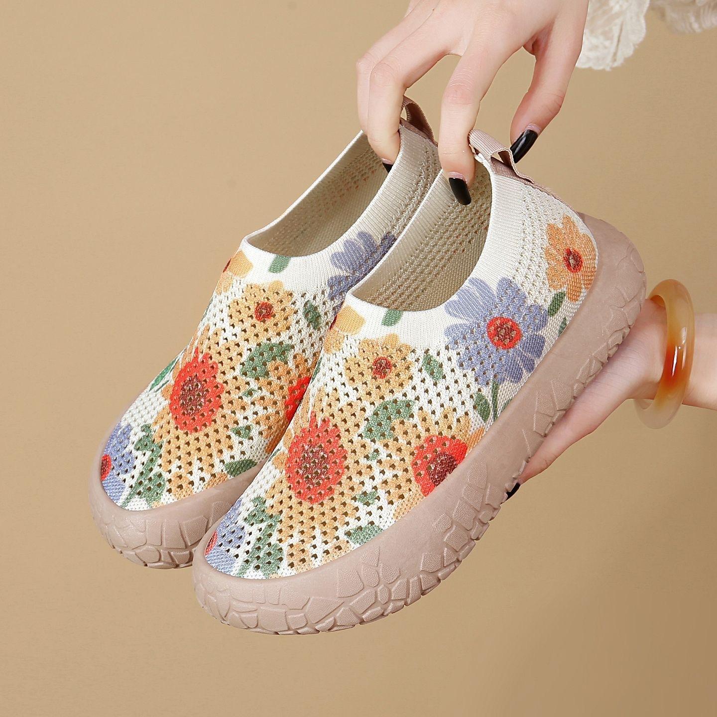 New Breathable Fly-Woven Painted Women S Shoes Are Light, Comfortable, Non-Slip And Wear-Resistant, One-Pedal Printed Women S Shoes, Daily Leisure 41
New Breathable Fly-Woven Painted Women S Shoes Are Light, Comfortable, Non-Slip And Wear-Resistant, One-Pedal Printed Women S Shoes, Daily Leisure 41