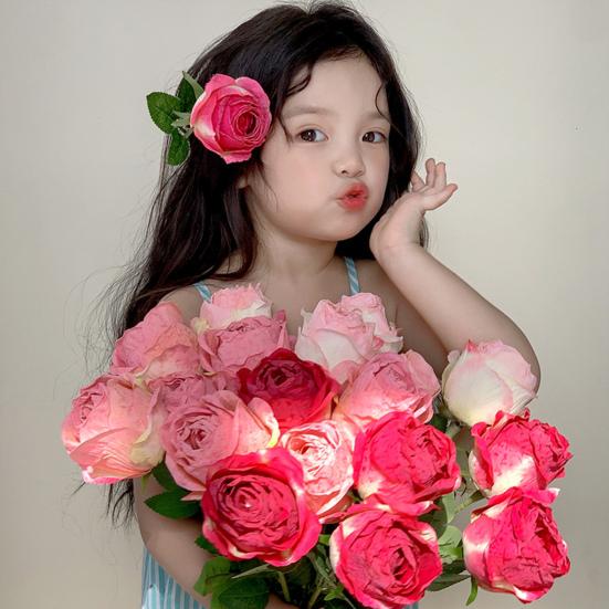 Artificial Roses Long-lasting Faux Silk Flowers Realistic Fake Roses with Flexible Stems for Vase Flower Arrangements Home Wedding Decor 1pc
Artificial Roses Long-lasting Faux Silk Flowers Realistic Fake Roses with Flexible Stems for Vase Flower Arrangements Home Wedding Decor 1pc