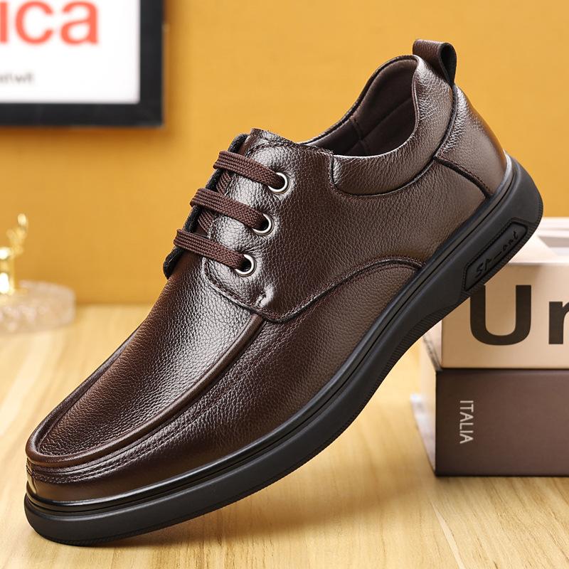 Leather shoes men s 2025 casual low-top foot-fitting soft-soled men s shoes one-pedal lightweight middle-aged shoes 2025 38
Leather shoes men s 2025 casual low-top foot-fitting soft-soled men s shoes one-pedal lightweight middle-aged shoes 2025 38