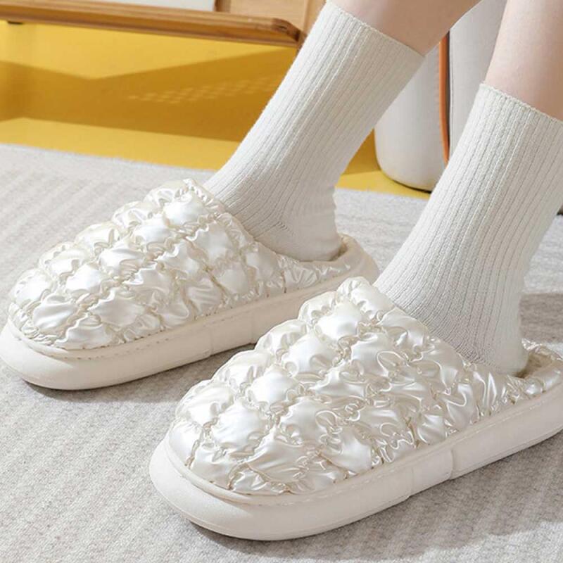 Winter Men s and Women s Pearl Grid Padded Fur Slippers 5 Colors CH1923199 Navy 2XL
Winter Men s and Women s Pearl Grid Padded Fur Slippers 5 Colors CH1923199 Navy 2XL