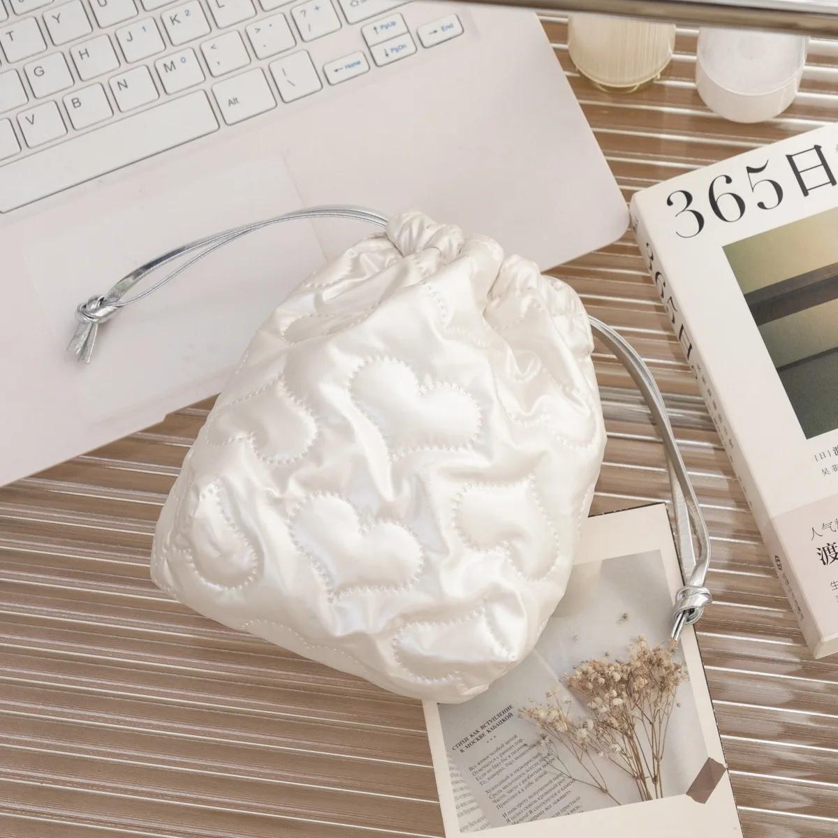 PU Bright Bow Love Drawstring Bag Waterproof Drawstring Bags Polaroid Camera Storage Bag Drawstring Pouch Travel Toiletry Bag
PU Bright Bow Love Drawstring Bag Waterproof Drawstring Bags Polaroid Camera Storage Bag Drawstring Pouch Travel Toiletry Bag