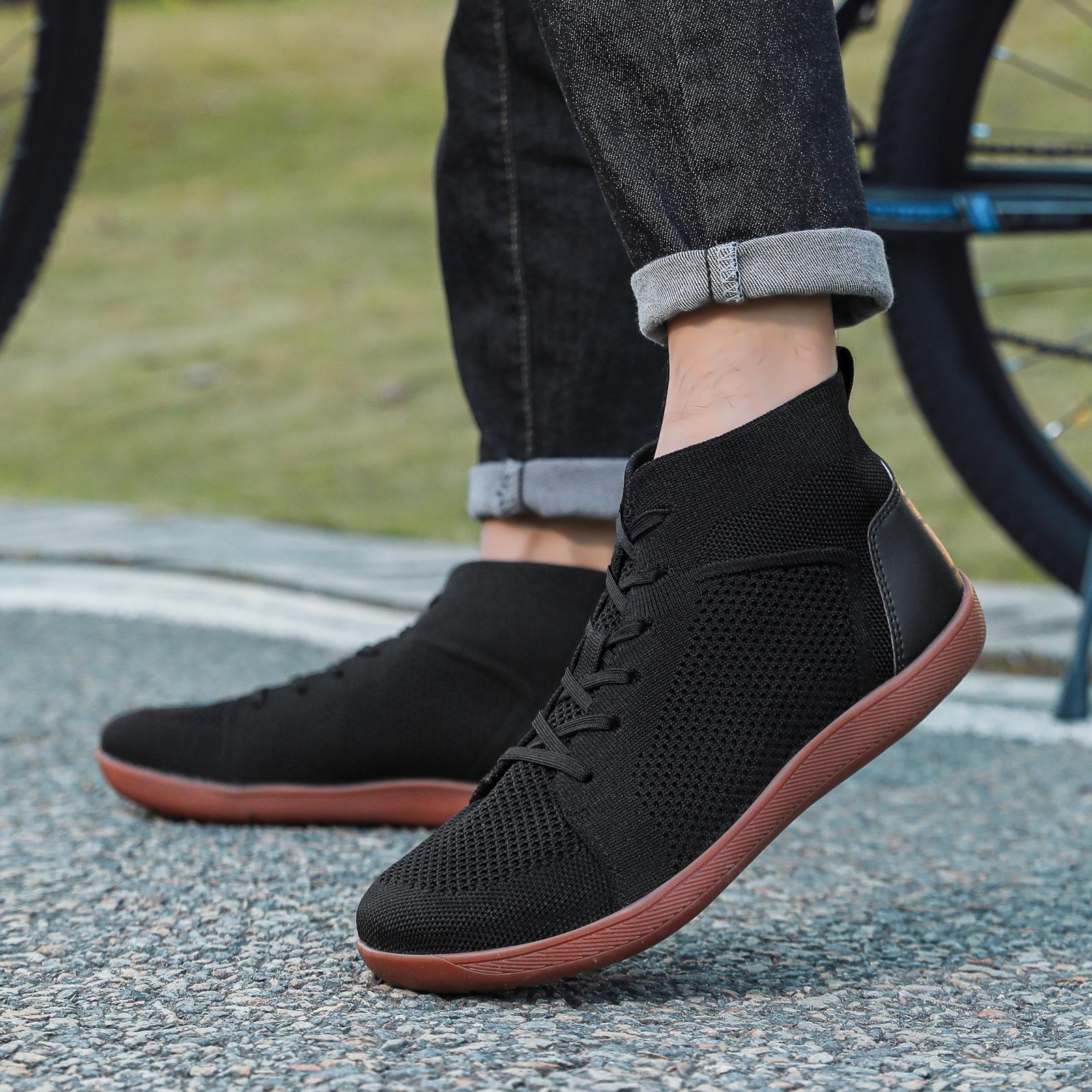 Outdoor hiking shoes casual shoes breathable non-slip men s and women s sports running shoes medium top wear-resistant indoor fitness shoes 36 чёрный
Outdoor hiking shoes casual shoes breathable non-slip men s and women s sports running shoes medium top wear-resistant indoor fitness shoes 36 чёрный