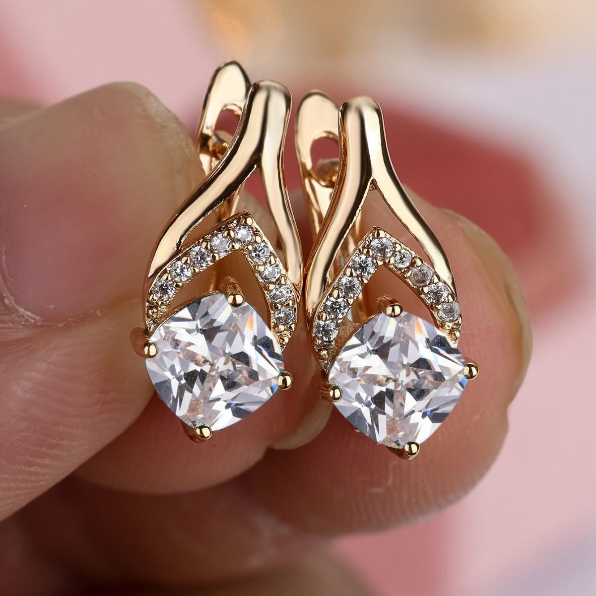 Fashion Earrings With Diamond Studded C-ring Earrings, Buckle And Plain Ring Earrings One Size
Fashion Earrings With Diamond Studded C-ring Earrings, Buckle And Plain Ring Earrings One Size