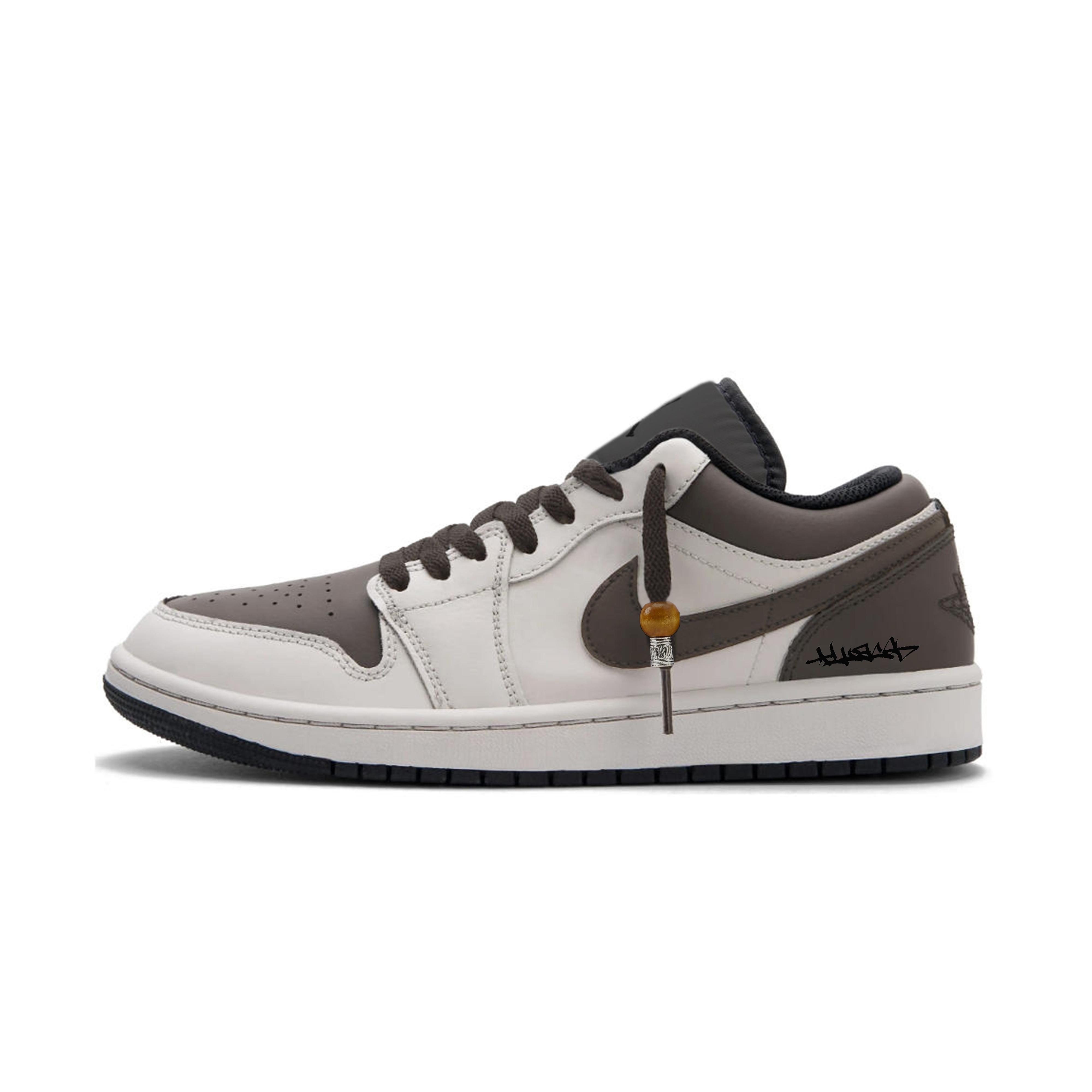 Jordan Air Jordan 1 Cocoa Eggnog Leather Abrasion Resistant Low top Vintage Basketball Shoes Men s Coffee Brown 553558-081(Team838-) 45
Jordan Air Jordan 1 Cocoa Eggnog Leather Abrasion Resistant Low top Vintage Basketball Shoes Men s Coffee Brown 553558-081(Team838-) 45