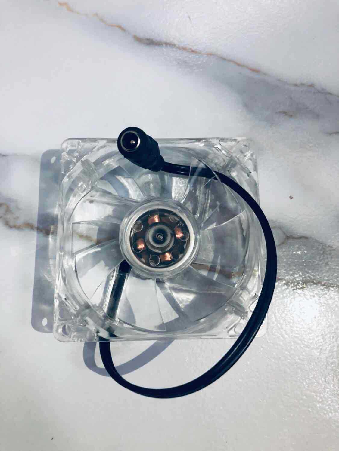 8 см светодиодный вентилятор для охлаждения компьютера - цветной вентилятор для рассеивания тепла DC connector without light
8 см светодиодный вентилятор для охлаждения компьютера - цветной вентилятор для рассеивания тепла DC connector without light