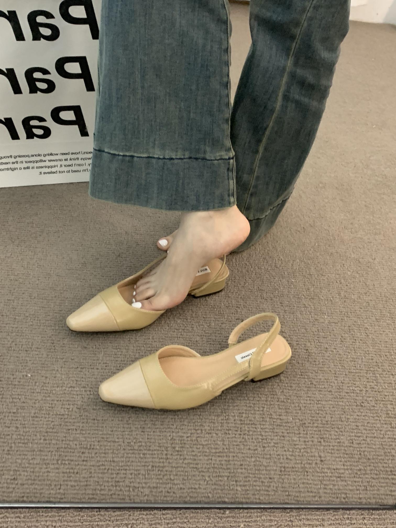 Сандалии Baotou на низком каблуке женские французские телесного цвета с острым носком маленькие ароматные туфли женские на толстом каблуке задник воздушный стиль одинарные туфли 40 хаки
Сандалии Baotou на низком каблуке женские французские телесного цвета с острым носком маленькие ароматные туфли женские на толстом каблуке задник воздушный стиль одинарные туфли 40 хаки