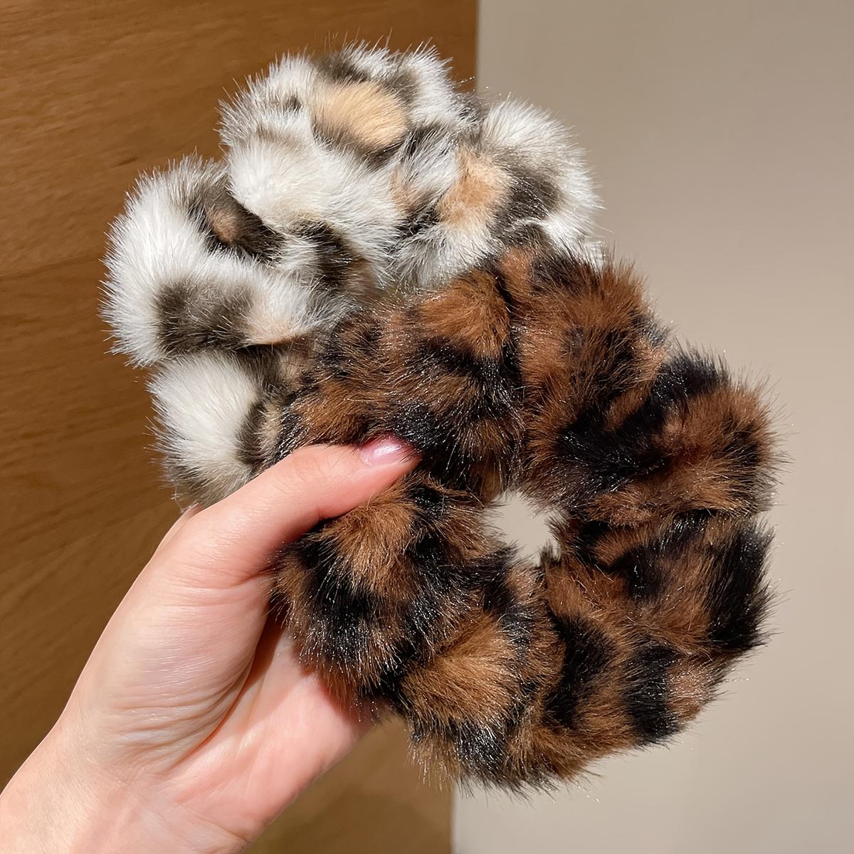 2pcs Women s Plush Big Hair Ties, Leopard Print Flannel Hair Accessories, Holiday Celebration Gift, Suitable for Multiple Occasions 2pcs-Leopard Print Hair Tie Set
2pcs Women s Plush Big Hair Ties, Leopard Print Flannel Hair Accessories, Holiday Celebration Gift, Suitable for Multiple Occasions 2pcs-Leopard Print Hair Tie Set