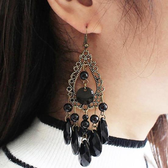 1 Pair Hoop Earrings Exquisite Bright Hollow Pendant Water Drop Beads Earrings for Daily Life чёрный
1 Pair Hoop Earrings Exquisite Bright Hollow Pendant Water Drop Beads Earrings for Daily Life чёрный