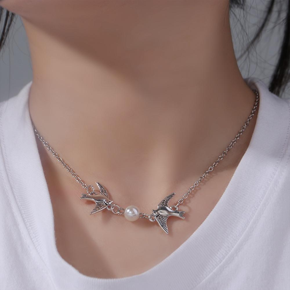 Zinc Zinc Alloy Swallow Pendant Imitation Pearl Party Neck Jewelry Sweet Punk Imitation Pearl Chain Women
Zinc Zinc Alloy Swallow Pendant Imitation Pearl Party Neck Jewelry Sweet Punk Imitation Pearl Chain Women