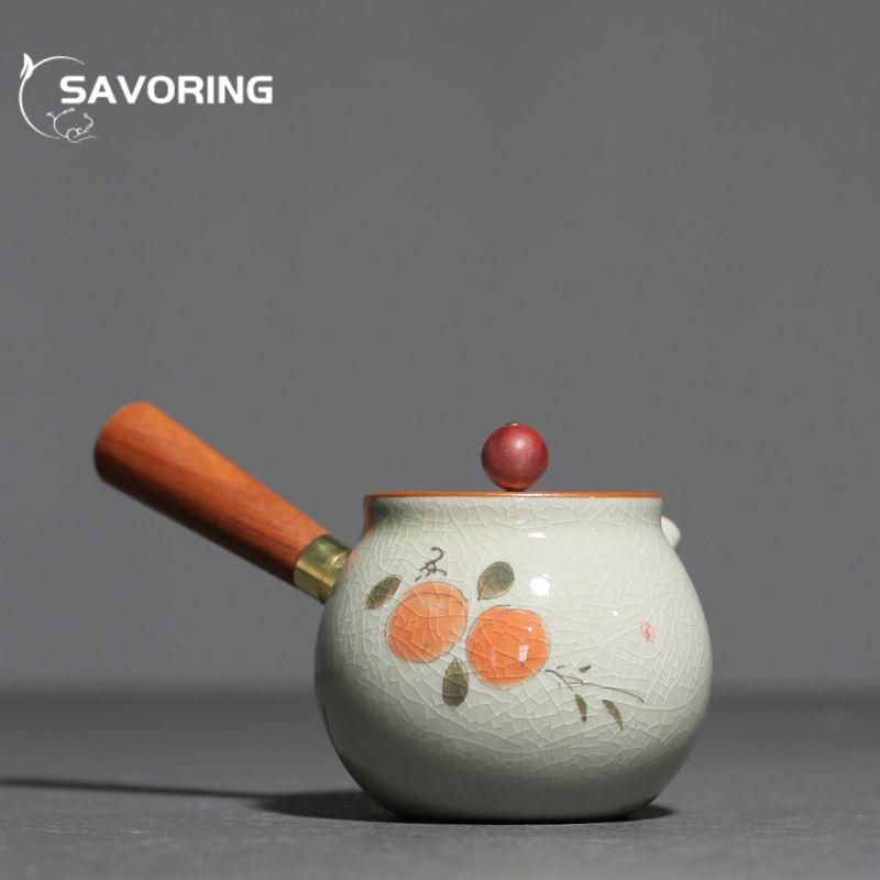 European 250ml Hand-painted Red Persimmon Ceramic Teapot Side Wood Handle Pot Retro Ice Crack Glaze Tea Brewing Kettle Kung Fu Teaware
European 250ml Hand-painted Red Persimmon Ceramic Teapot Side Wood Handle Pot Retro Ice Crack Glaze Tea Brewing Kettle Kung Fu Teaware