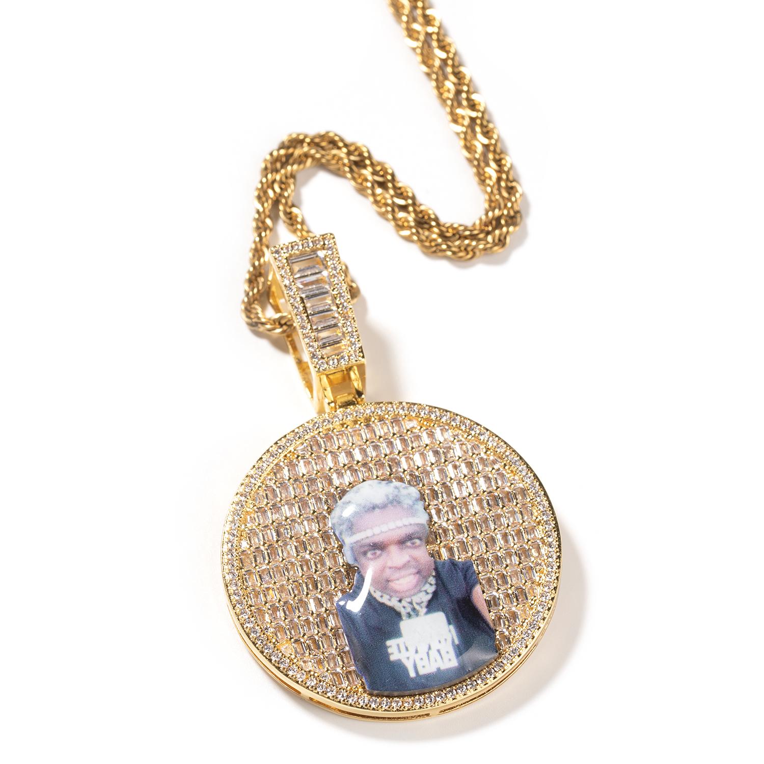 THE BLING KING Iced Out Round Medallion Custom Memory Photo Pendant Necklace Paved CZ Engrave Back Men Women Hiphop Jewelry 16inch rope chain&Small Gold&Commonly&Commonly
THE BLING KING Iced Out Round Medallion Custom Memory Photo Pendant Necklace Paved CZ Engrave Back Men Women Hiphop Jewelry 16inch rope chain&Small Gold&Commonly&Commonly