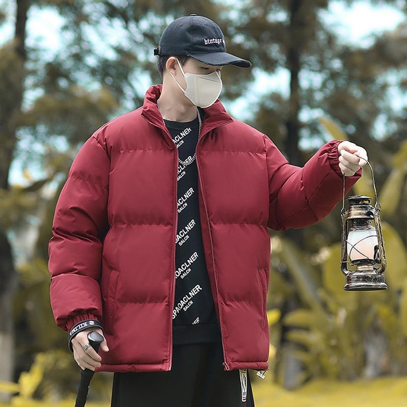 Осень и зима новая высококачественная утолщенная хлопковая одежда мужские хлопковые куртки однотонная хлопковая одежда куртки со стойкой 5XL красный
Осень и зима новая высококачественная утолщенная хлопковая одежда мужские хлопковые куртки однотонная хлопковая одежда куртки со стойкой 5XL красный