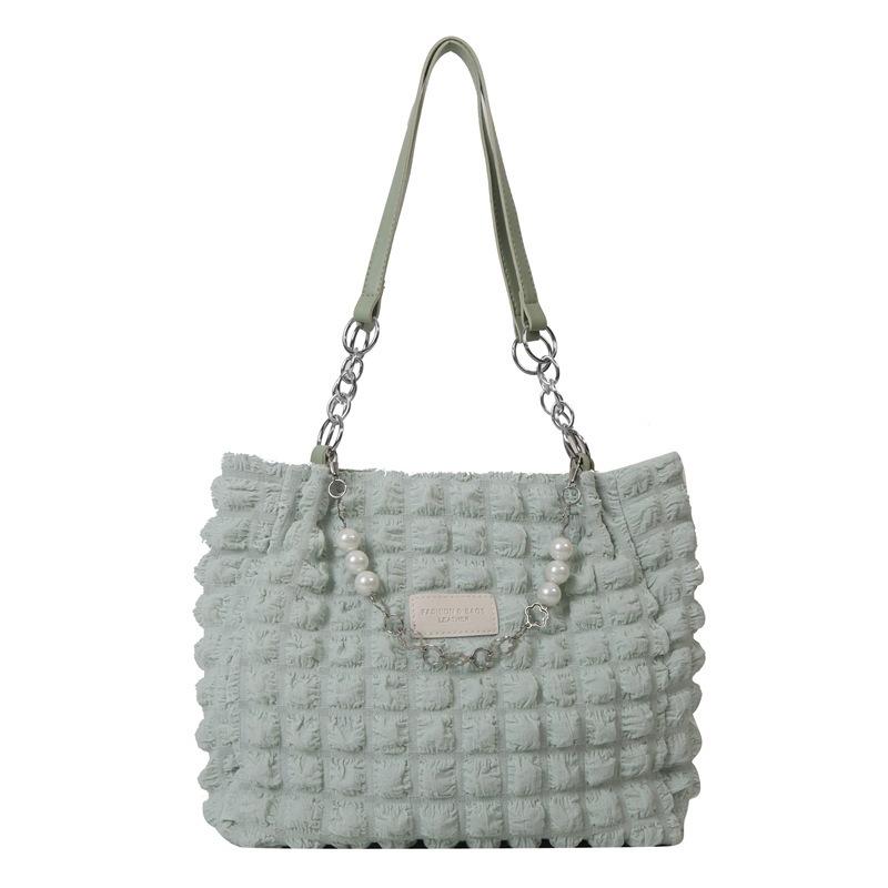 Large capacity women s bag commuter bag shoulder bag niche design trendy bubble pleated bag simple and fashionable зелений
Large capacity women s bag commuter bag shoulder bag niche design trendy bubble pleated bag simple and fashionable зелений