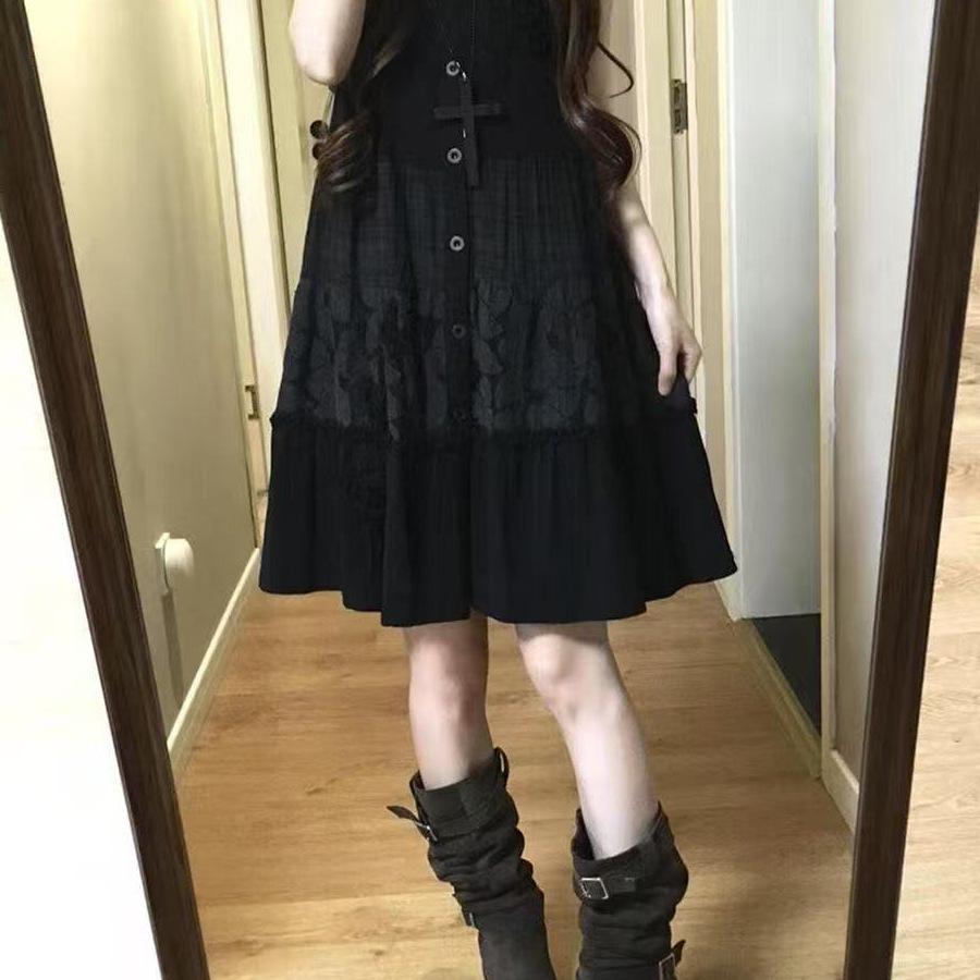 Designer Retro Black Camisole Dress: Sweet, Cute, Gentle, and Slimming Extra Large
Designer Retro Black Camisole Dress: Sweet, Cute, Gentle, and Slimming Extra Large
