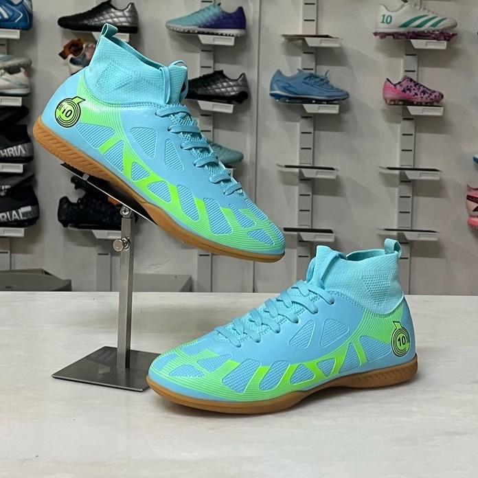 Popular football shoes high-top new long and short nail sneakers foreign trade large size 46 boys adult sports shoes 46
Popular football shoes high-top new long and short nail sneakers foreign trade large size 46 boys adult sports shoes 46