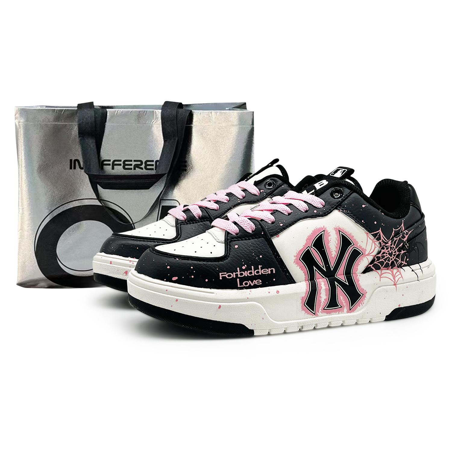 MLB Chunky Liner Abrasion Resistant Height Increasing Low top Skateboard Shoes Unisex Black Pink 3ASXCA12N-50WHS(Team131-S) 38.5
MLB Chunky Liner Abrasion Resistant Height Increasing Low top Skateboard Shoes Unisex Black Pink 3ASXCA12N-50WHS(Team131-S) 38.5