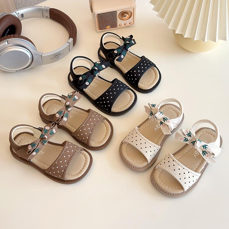 Korean Style Breathable Girls Closed-Toe Sport Sandals - Soft Sole Summer 2025 5 pairs: 22-26 коричневий
Korean Style Breathable Girls Closed-Toe Sport Sandals - Soft Sole Summer 2025 5 pairs: 22-26 коричневий