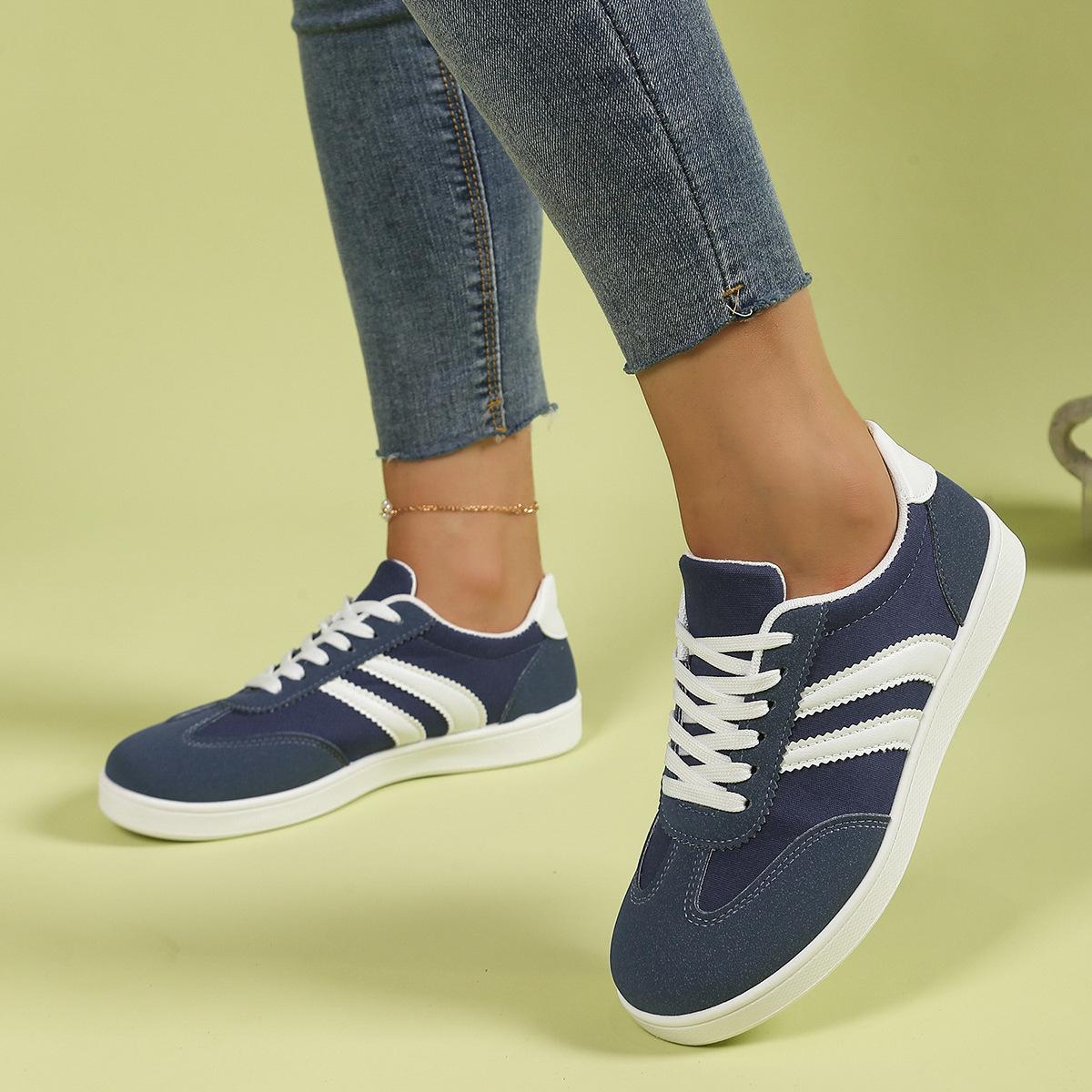Sneakers For Women Classic Laced Vulcanize Shoes Fashion Outdoor Casual Shoes Training Shoes Women Tennis Shoe Zapatillas Mujer 39
Sneakers For Women Classic Laced Vulcanize Shoes Fashion Outdoor Casual Shoes Training Shoes Women Tennis Shoe Zapatillas Mujer 39