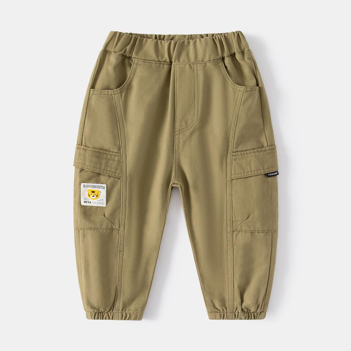 Army green trend casual mid-waist cotton fabric rubber band waistband bundle pants creative label boys overalls 130cm
Army green trend casual mid-waist cotton fabric rubber band waistband bundle pants creative label boys overalls 130cm