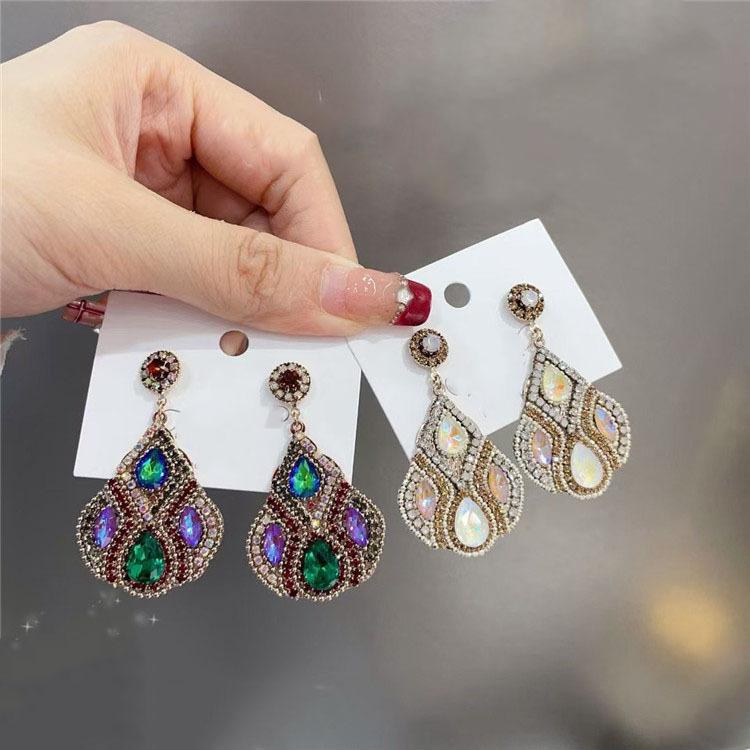 Dongdaemun niche light luxury bohemian ethnic style earrings femininity high sense versatile earrings
Dongdaemun niche light luxury bohemian ethnic style earrings femininity high sense versatile earrings