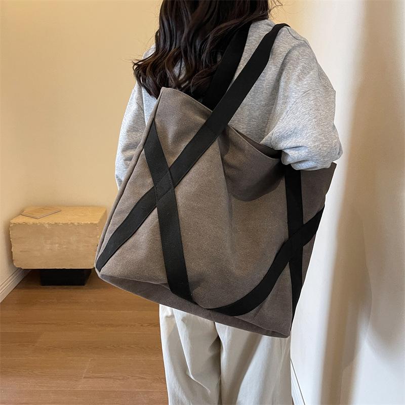Large capacity canvas bag, women s bag, versatile for commuting, simple shoulder bag, tote bag
Large capacity canvas bag, women s bag, versatile for commuting, simple shoulder bag, tote bag