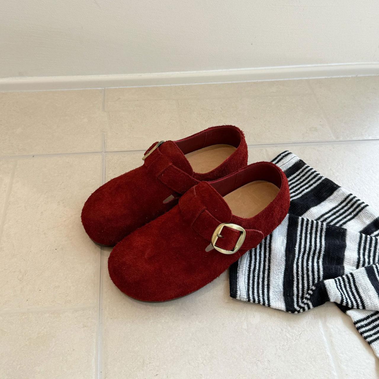 Женские новые повседневные универсальные туфли-бини на плоской подошве с ремешком в стиле ретро 40 бордовый
Женские новые повседневные универсальные туфли-бини на плоской подошве с ремешком в стиле ретро 40 бордовый