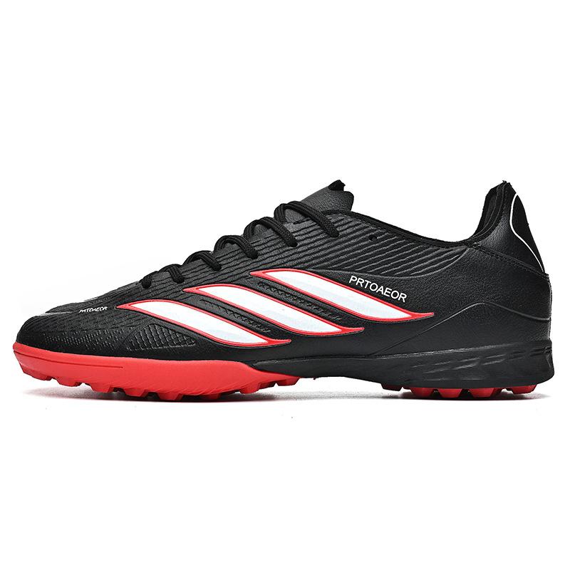 New football shoes youth spike football shoes adult training game professional football shoes 45
New football shoes youth spike football shoes adult training game professional football shoes 45