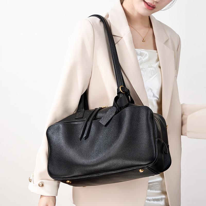 Bowling Bag for Women Retro Casual Large-capacity Genuine Leather Single-shoulder Bag чорний
Bowling Bag for Women Retro Casual Large-capacity Genuine Leather Single-shoulder Bag чорний