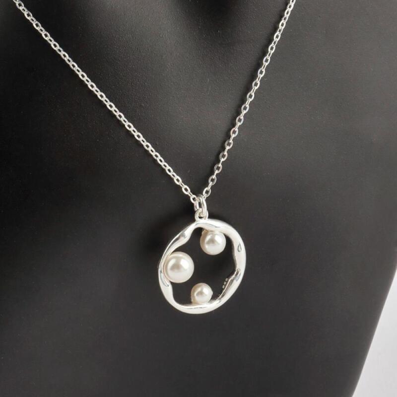O-ring long chain summer sterling silver pearl necklace single
O-ring long chain summer sterling silver pearl necklace single