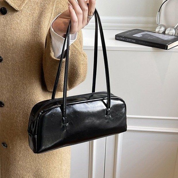 New High-end underarm bag Baguette style Women s shoulder bag PU Commuter Tote Bag Fashion Solid Color Women s Handbag
New High-end underarm bag Baguette style Women s shoulder bag PU Commuter Tote Bag Fashion Solid Color Women s Handbag