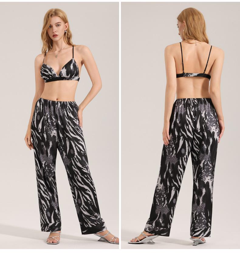 Yaoting Zebra Print Satin Chiffon Women s Pajama Set - Summer Camisole & Long Pants (TZ3776) Large
Yaoting Zebra Print Satin Chiffon Women s Pajama Set - Summer Camisole & Long Pants (TZ3776) Large