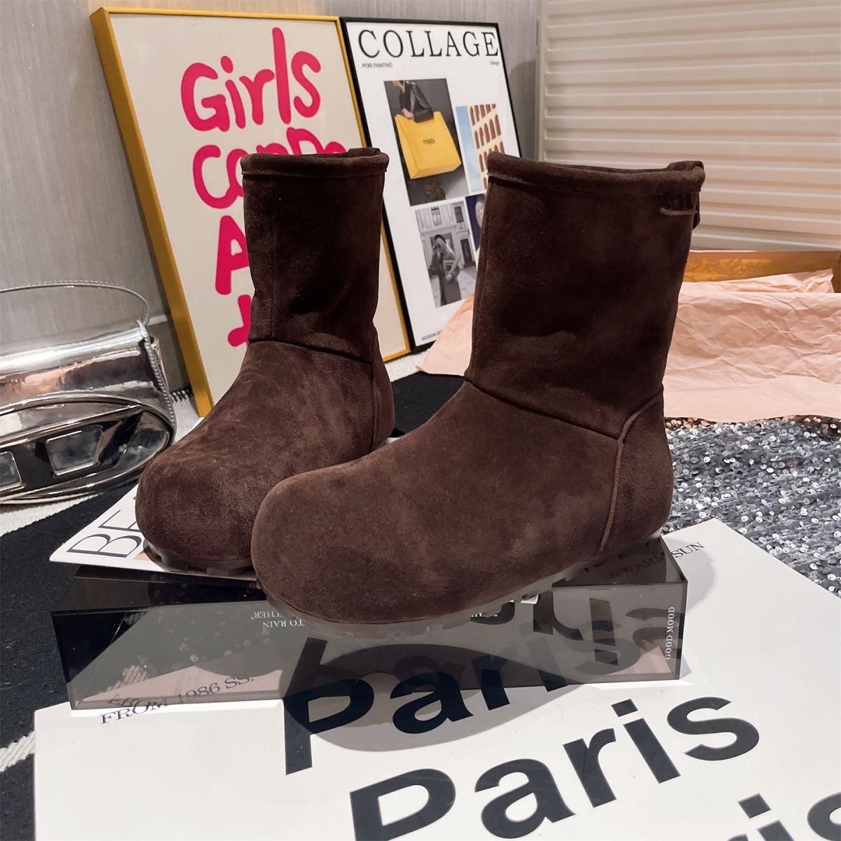 Women s thick-soled winter flip-flop two wear fur one lightweight warm anti cold padded snow boots non-slip wear casual sneakers cotton boots 35
Women s thick-soled winter flip-flop two wear fur one lightweight warm anti cold padded snow boots non-slip wear casual sneakers cotton boots 35