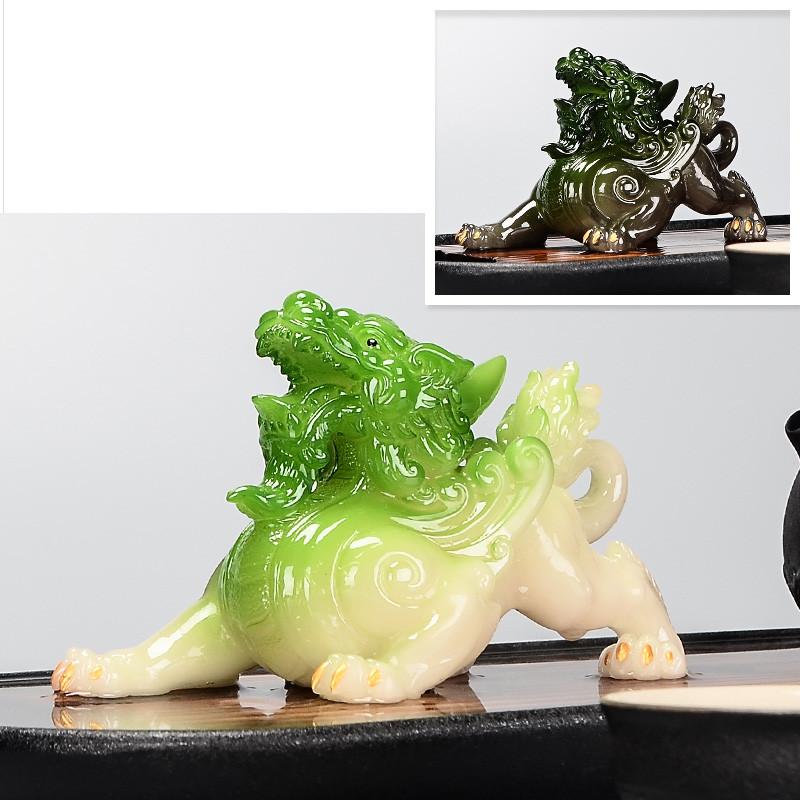 Creative Color-changing Tea Pet Lucky Pixiu Tea Table Decoration Chinese Tea Set Resin Ornaments Customized Teaware Supplies 14.2x8.6cm
Creative Color-changing Tea Pet Lucky Pixiu Tea Table Decoration Chinese Tea Set Resin Ornaments Customized Teaware Supplies 14.2x8.6cm