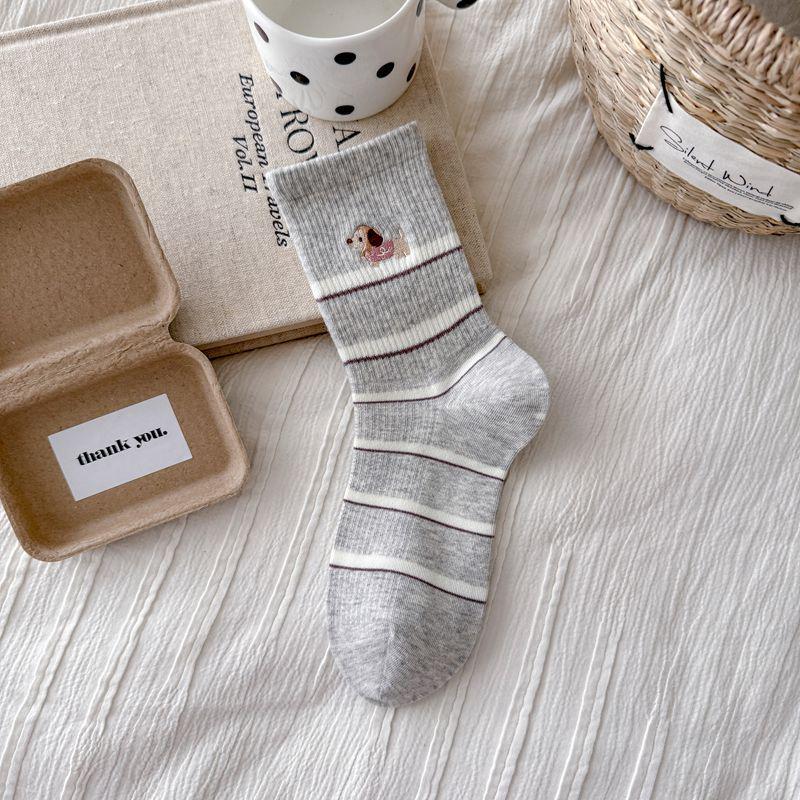 Cute Cartoon Puppy Embroidered Mid-Calf Socks - Combed Cotton, Korean Style, Spring Collection One Size
Cute Cartoon Puppy Embroidered Mid-Calf Socks - Combed Cotton, Korean Style, Spring Collection One Size