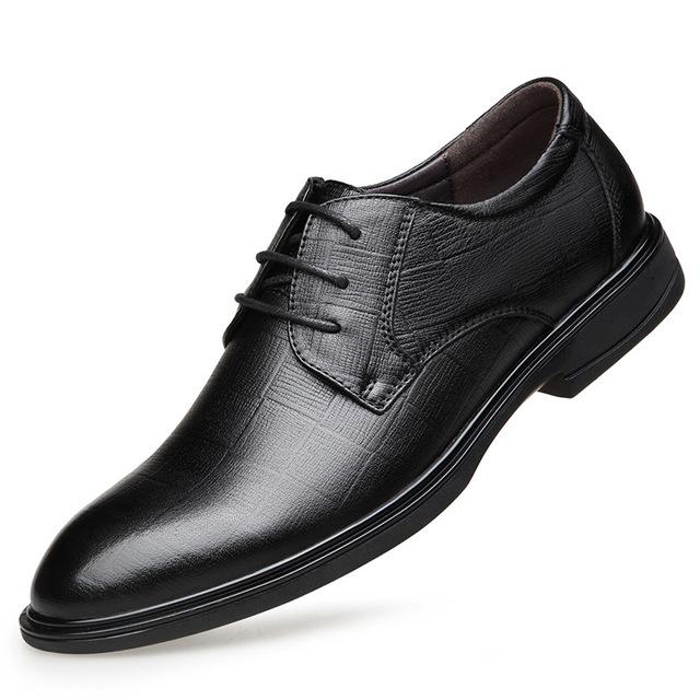 Men Formal Shoes Autumn & Winter Brand Wedding Dress Shoes Men New Embossing Shoes Brown Fashion Design Leather Men s Shoes
Men Formal Shoes Autumn & Winter Brand Wedding Dress Shoes Men New Embossing Shoes Brown Fashion Design Leather Men s Shoes