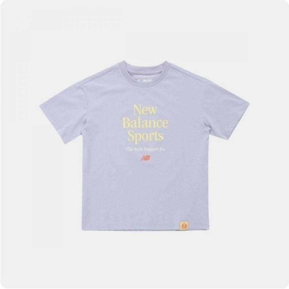 New Balance Skies Essential Basic Short Sleeve Tee Nk9ee2103u Lavender (88)Lavender/120
New Balance Skies Essential Basic Short Sleeve Tee Nk9ee2103u Lavender (88)Lavender/120