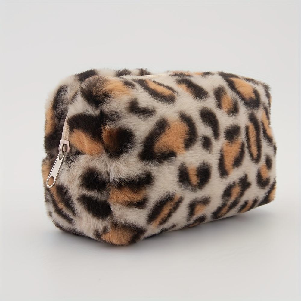 Leopard print cosmetics storage bag - stationery storage box, portable travel storage bag, fashionable small handbag
Leopard print cosmetics storage bag - stationery storage box, portable travel storage bag, fashionable small handbag