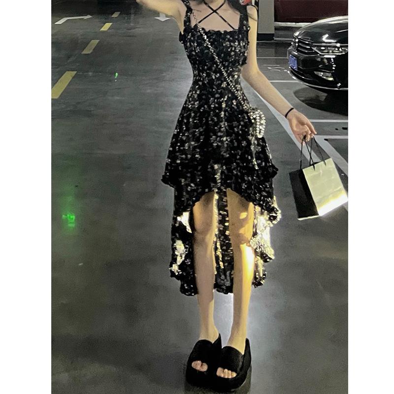 Юбка на подтяжках с цветочным принтом и квадратным воротником на талии, утягивающее платье нестандартного дизайна L
Юбка на подтяжках с цветочным принтом и квадратным воротником на талии, утягивающее платье нестандартного дизайна L