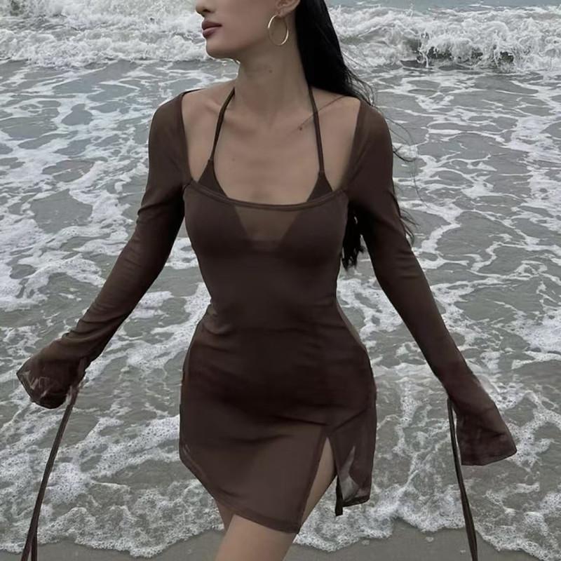 Korean Style Spicy Girl Bikini Set: Coffee Color, Long-Sleeved Jacket, and Sexy Suspender Swimsuit. M
Korean Style Spicy Girl Bikini Set: Coffee Color, Long-Sleeved Jacket, and Sexy Suspender Swimsuit. M