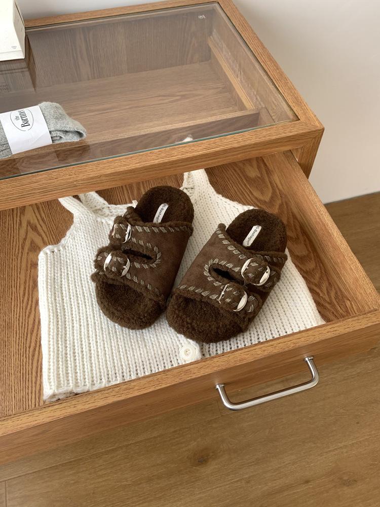 2025 осень и зима новые корейские однословные пушистые тапочки женские носят толстоподошвенные плюшевые термохлопковые тапочки пушистые тапочки 40
2025 осень и зима новые корейские однословные пушистые тапочки женские носят толстоподошвенные плюшевые термохлопковые тапочки пушистые тапочки 40