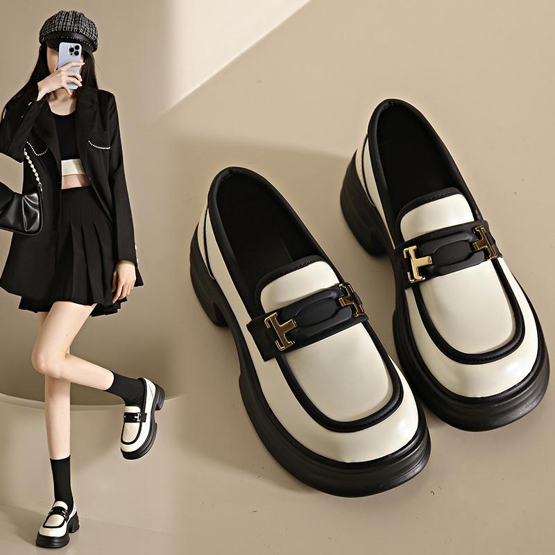 fashion Retro British Style Small Leather Shoes for Women s 2024 New Sponge Cake Thick Sole Loafers Heels Women
fashion Retro British Style Small Leather Shoes for Women s 2024 New Sponge Cake Thick Sole Loafers Heels Women