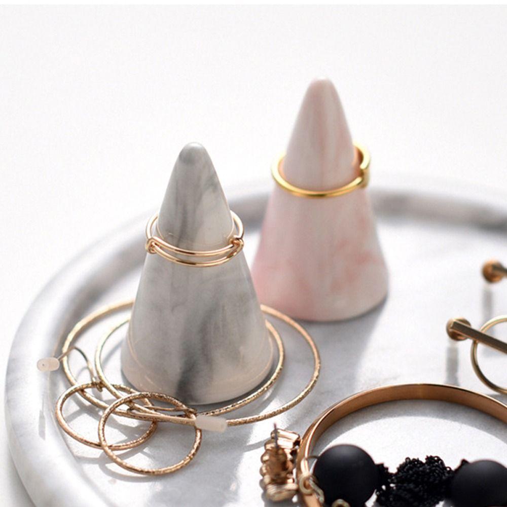 Photography Props Jewelry Display Stand Ring Storage Rack Ring Display Stand Finger Ring Holder розовый
Photography Props Jewelry Display Stand Ring Storage Rack Ring Display Stand Finger Ring Holder розовый