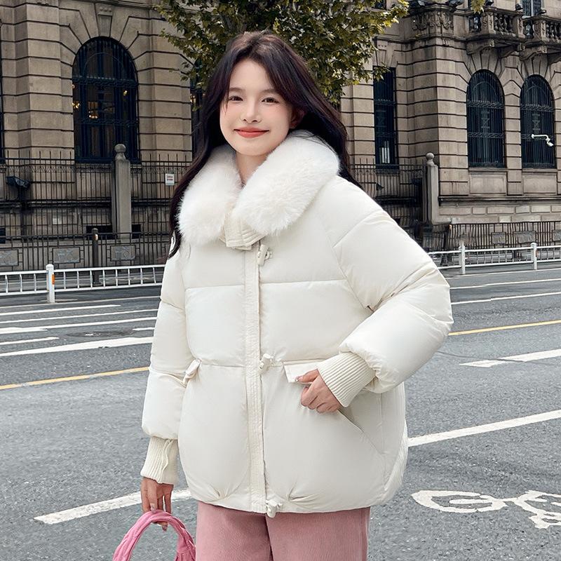 Женский пуховик оверсайз с лисьим мехом, утолщенный, теплый 2XL
Женский пуховик оверсайз с лисьим мехом, утолщенный, теплый 2XL