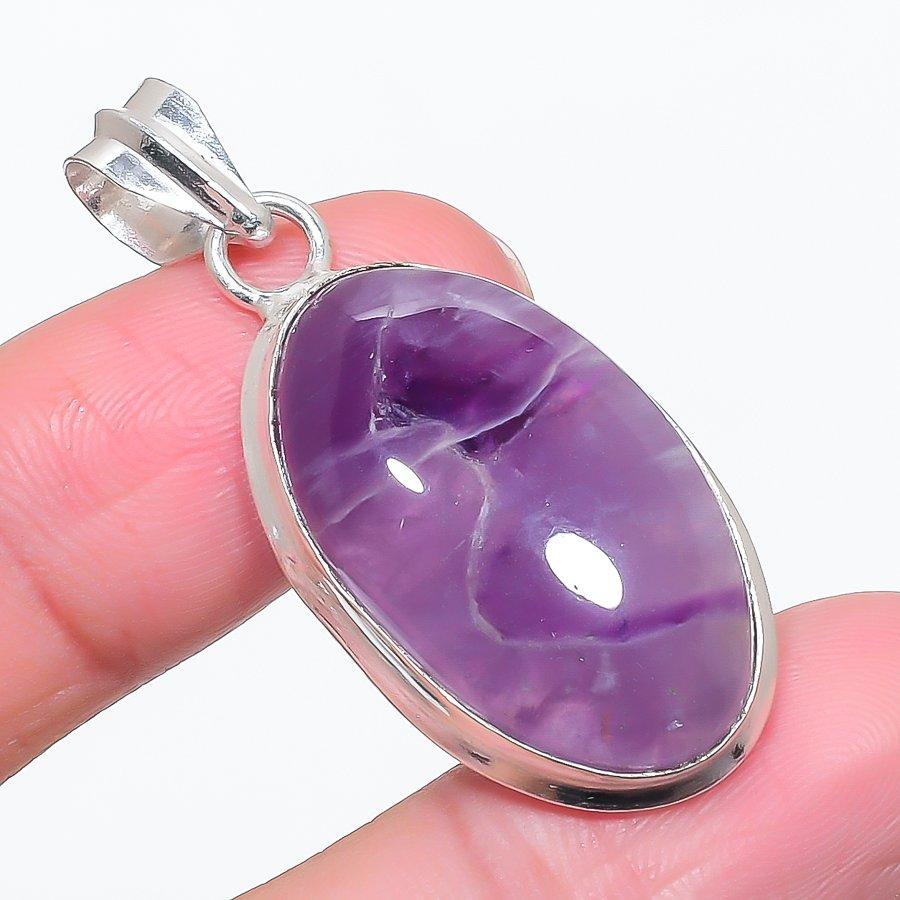 Natural Sage Amethyst Gemstone 925 Sterling Silver Jewelry Pendant 1.85 H8W23
Natural Sage Amethyst Gemstone 925 Sterling Silver Jewelry Pendant 1.85 H8W23