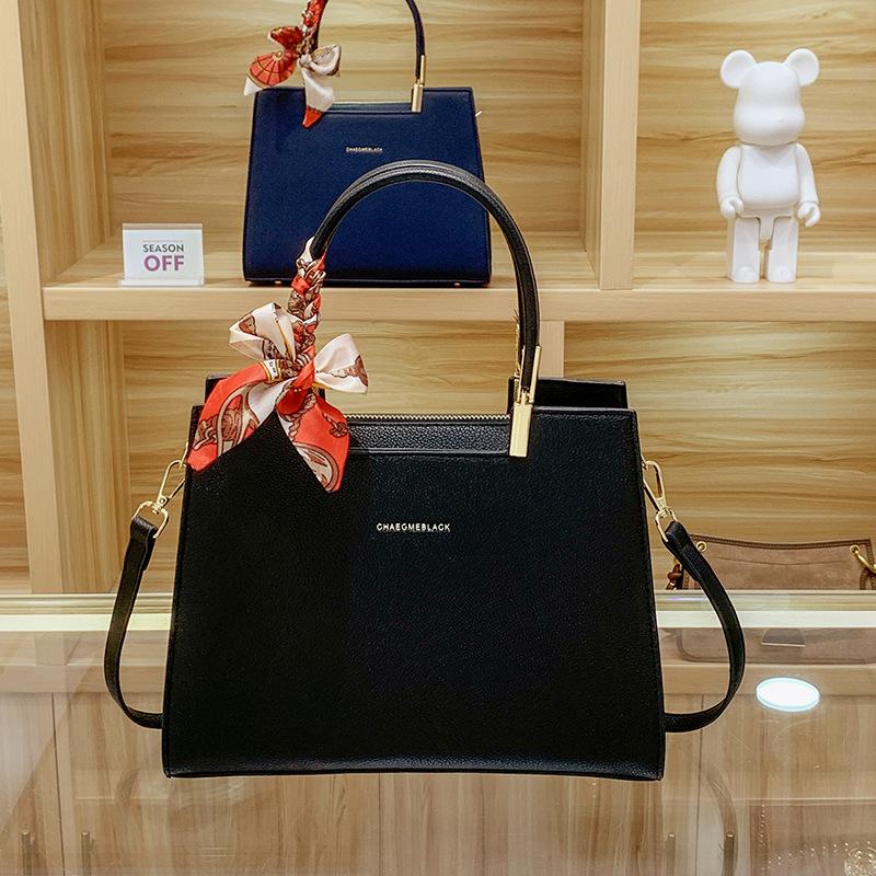 Женская сумка Подарки на День матери Новый весенне-летний стиль Женская одноплечевая сумка-тоут большой вместимости
Женская сумка Подарки на День матери Новый весенне-летний стиль Женская одноплечевая сумка-тоут большой вместимости