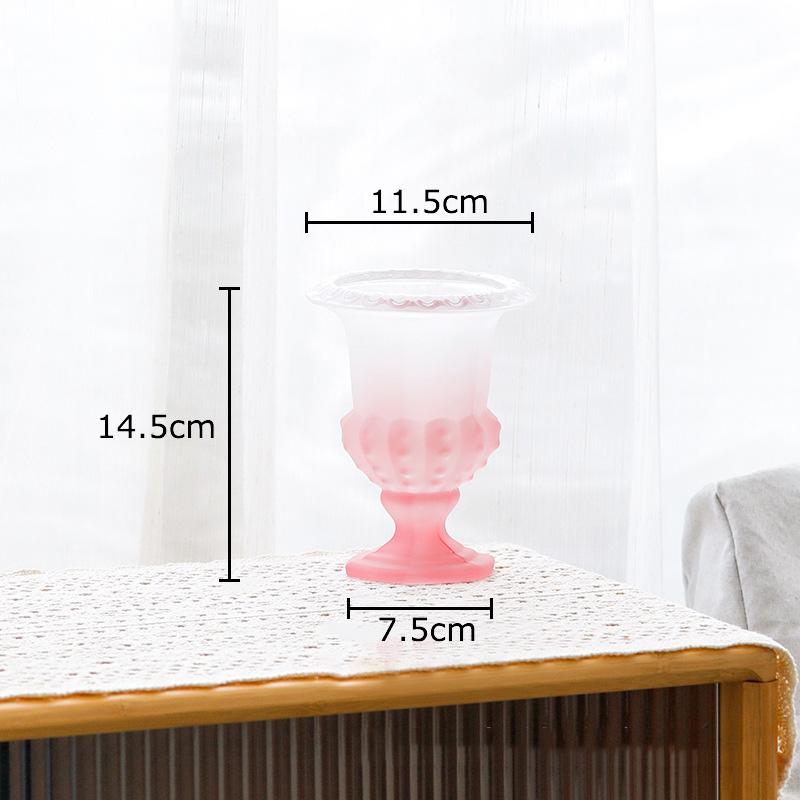 Creative Goblet Shape Glass Vase Hydroponics Flowers Pots Desk Decoration Artificial Flower Floral Vases Room Aesthetic Decor
Creative Goblet Shape Glass Vase Hydroponics Flowers Pots Desk Decoration Artificial Flower Floral Vases Room Aesthetic Decor