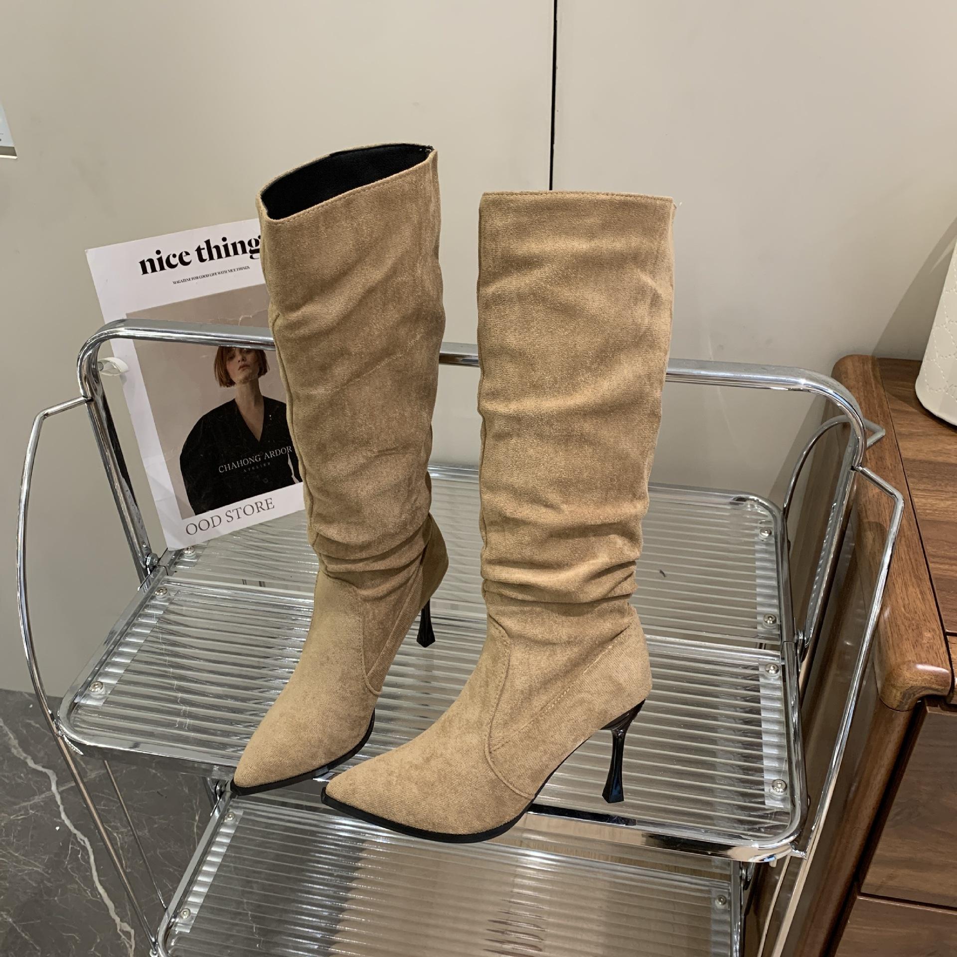 2024 замшевые сапоги на тонком каблуке, темпераментные, плиссированные, модные, зимние, новые, заостренные, ретро, тонкие, высокие каблуки, женские 40
2024 замшевые сапоги на тонком каблуке, темпераментные, плиссированные, модные, зимние, новые, заостренные, ретро, тонкие, высокие каблуки, женские 40