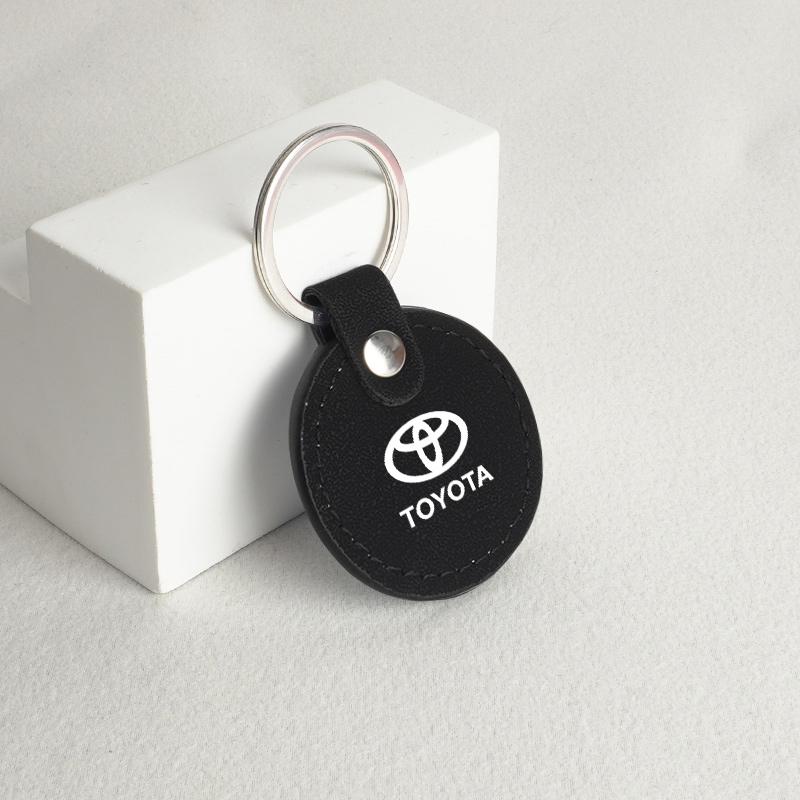 Leather Key Ring Sport Car Keychain Custom Car Emblem Gift For Toyota Hilux Aygo Yaris Ractis Corolla Camry Auris Tacoma Cruiser
Leather Key Ring Sport Car Keychain Custom Car Emblem Gift For Toyota Hilux Aygo Yaris Ractis Corolla Camry Auris Tacoma Cruiser