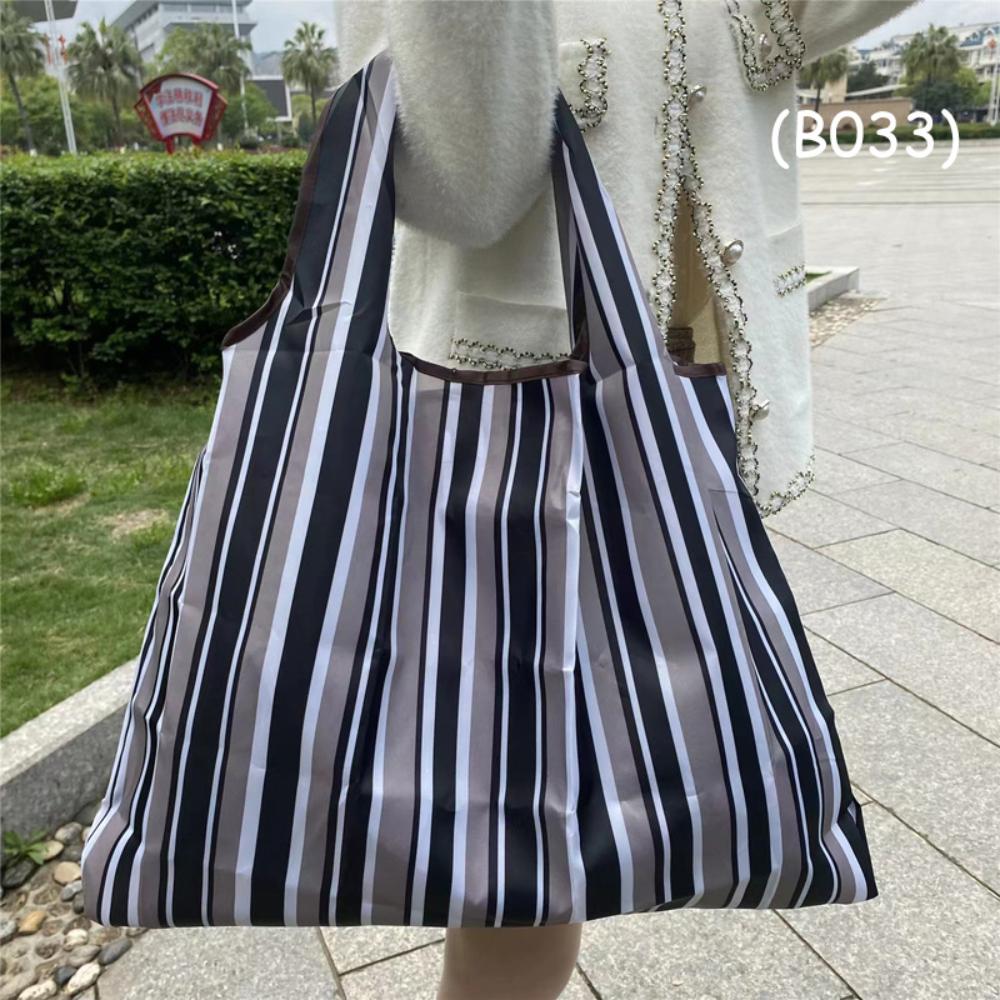 Eco Friendly Grocery Bag Sustainable Reusable Handbag Waterproof Travel Shoulder Bag Large Capacity Oxford Cloth Tote
Eco Friendly Grocery Bag Sustainable Reusable Handbag Waterproof Travel Shoulder Bag Large Capacity Oxford Cloth Tote